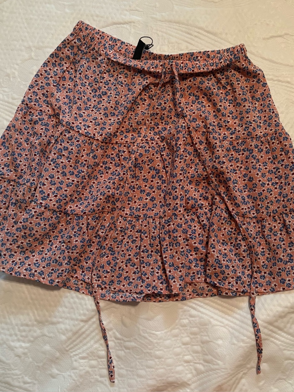 NWT Pieces Camella Floral Tiered Mini Skirt Size XS